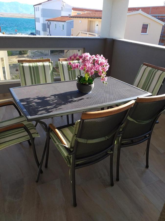 Apartment Dvorak Vir Exteriör bild