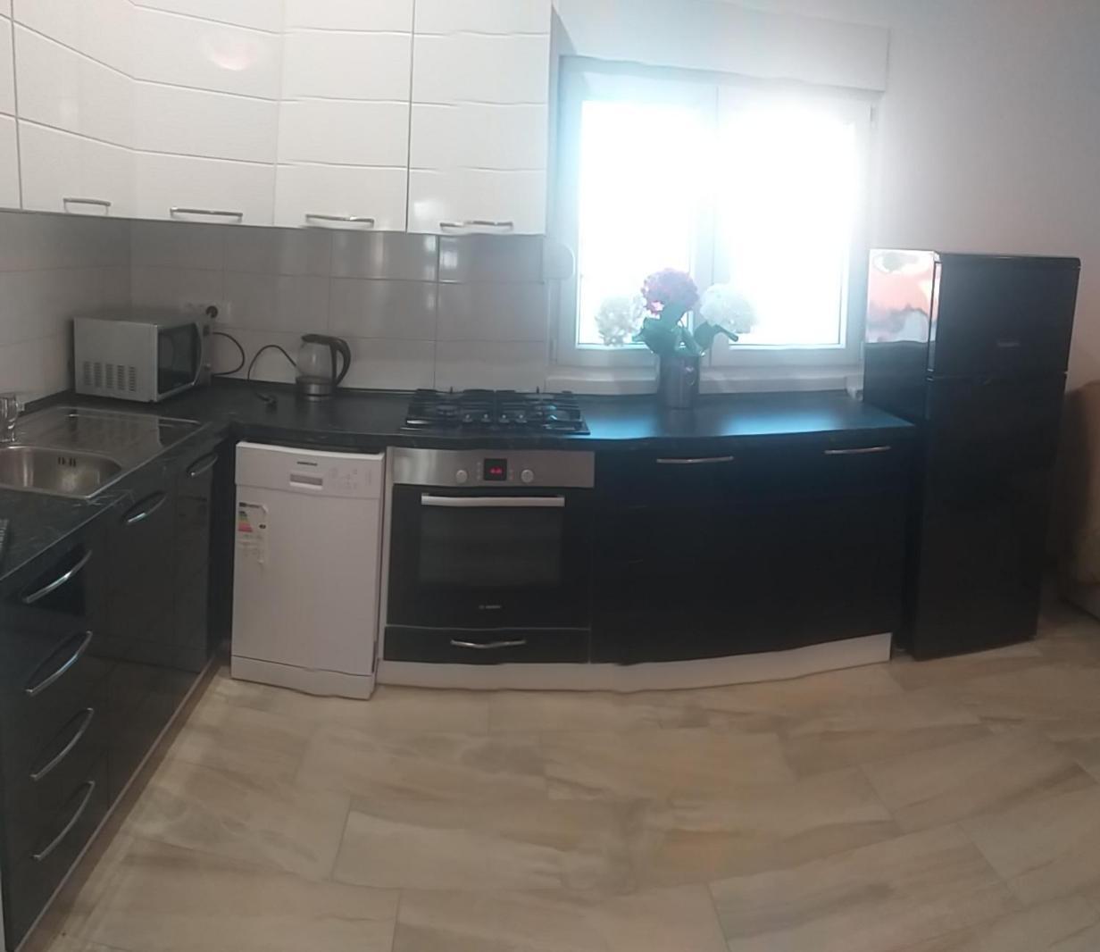 Apartment Dvorak Vir Exteriör bild